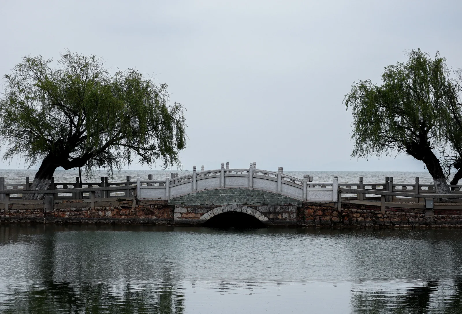https://img.philohao.com/travel/2025/travel-18.webp